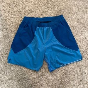 🍋Lululemon mens surge short RARE
